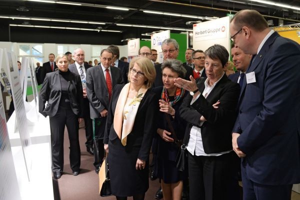 Bundesministerin Hendricks besucht BTGA-Forum - © BTGA
