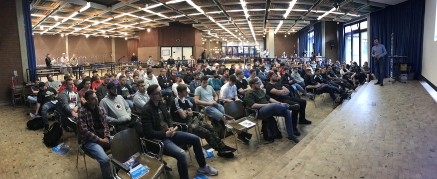 Fünf Vorträge reichen für Auszubildende erfahrungsgemäß aus. Danach sind sie 