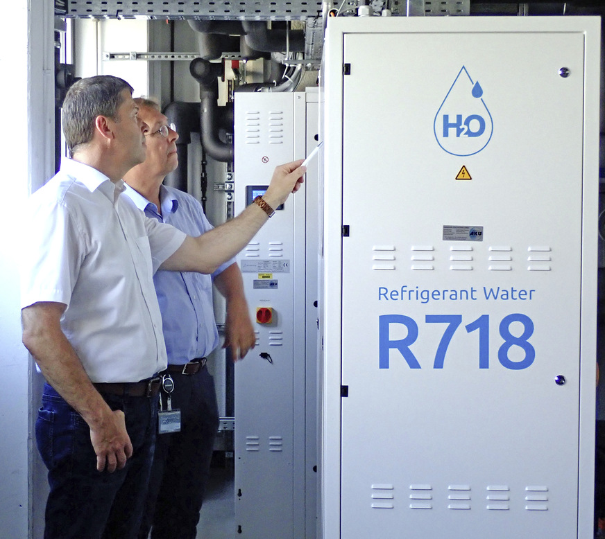 v﻿Angrenzender Maschinenraum der eChiller