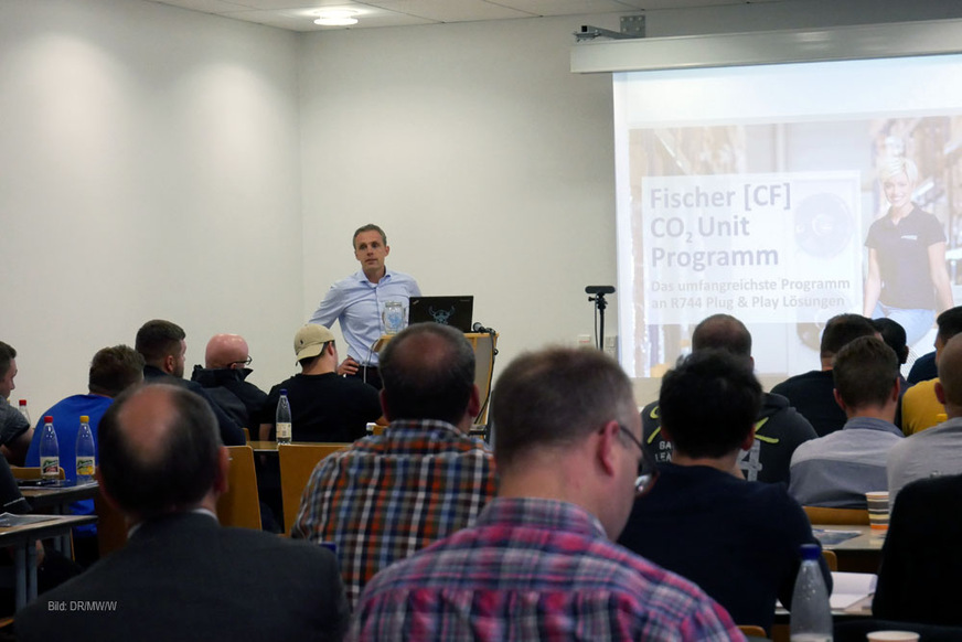 Jeder Referent hat 30 Minuten Zeit, um sein Thema zu kommunizieren.