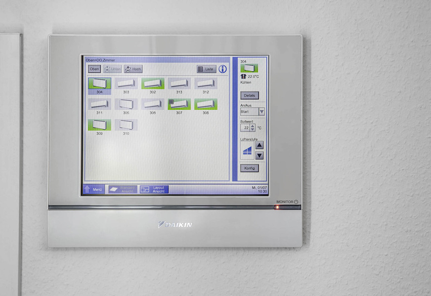 Mit dem Intelligent Touch Manager (ITM) von Daikin werden alle VRV Systeme der BFS in Maintal auf effiziente Weise von einer einzigen, zentralen Anwenderoberfläche aus überwacht und geregelt.