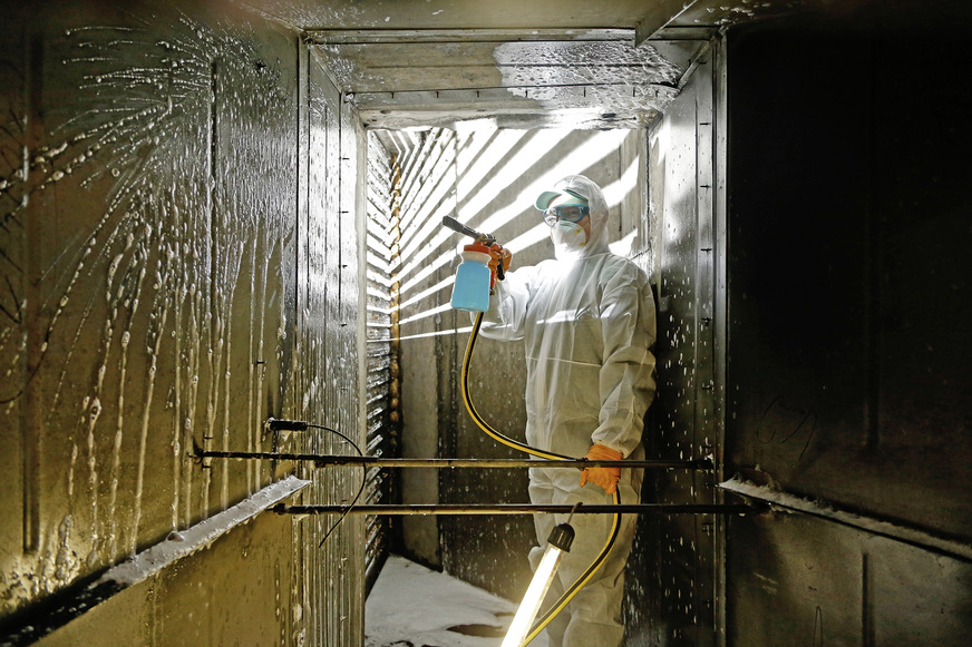 Die hygienisch richtige Behandlung der RLT-Anlage und insbesondere auch der Lüftungskanäle wird häufig vernachlässigt.