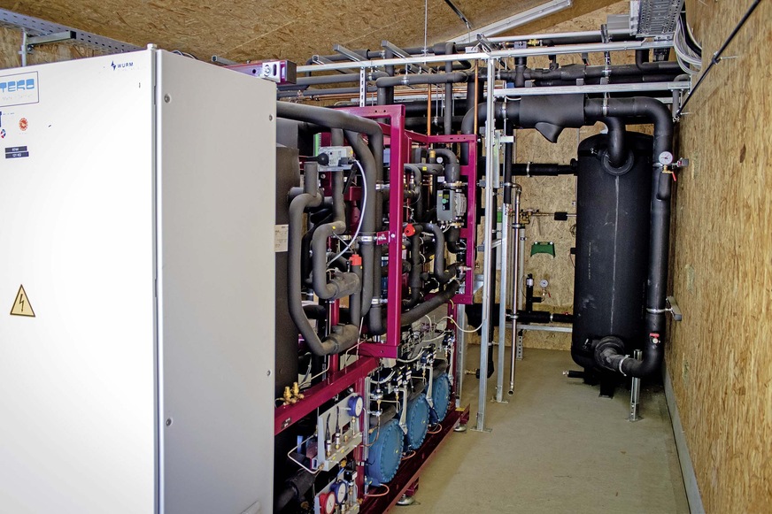 Die Kälteanlage ist mit dem Wurm Modul Meteolink ausgestattet, wodurch eine vorausschauende Regelung des Heiz- bzw. Kühlbetriebes möglich ist.