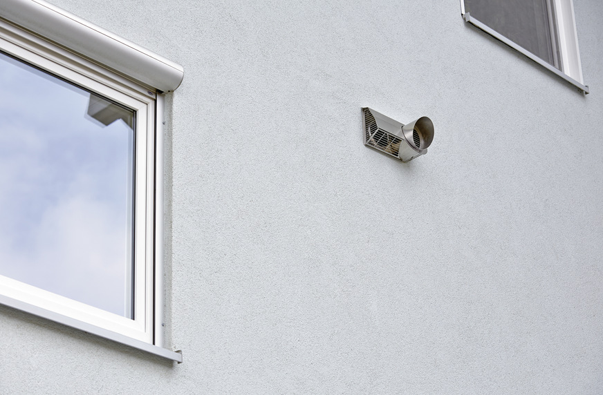 Mindest-Abstandsmaße zwischen Außen- und Fortluftdurchlässen sind nun klarer geregelt.