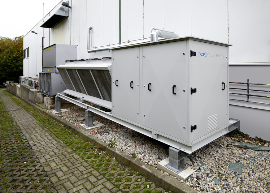 Individuell für die Projektanforderungen konzipiert undvon [CF] Systems realisiert: Outdoor Verflüssigungssatz mit 135 kW NK Leistung - Bock HG+88 Verdichter, Güntner Verflüssiger und Carel Regeltechnik