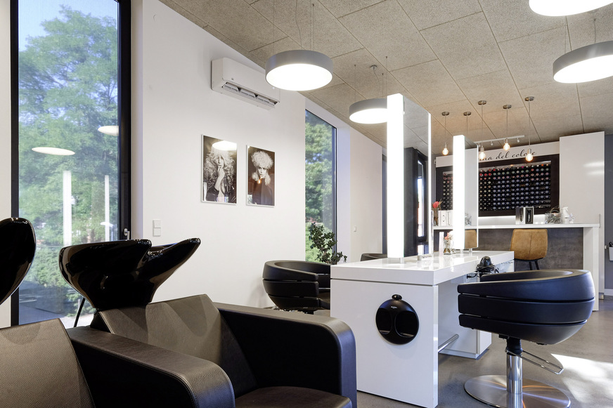 Im Obergeschoss ließ sich das Wandinnengerät MXW auf der Fläche zwischen zwei Fenstern nachrüsten.