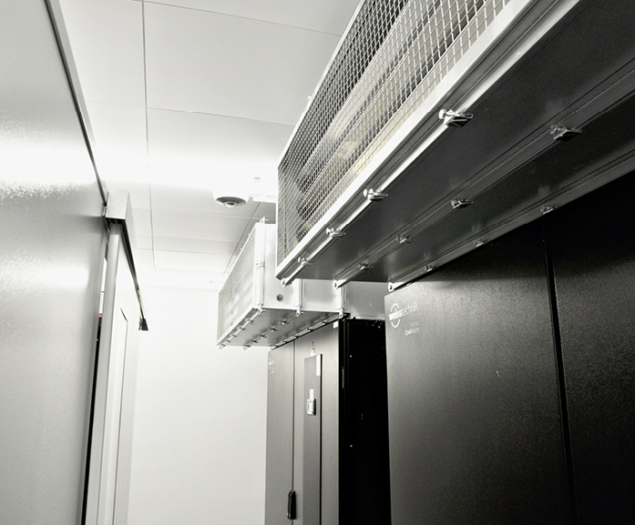 Zuverlässig: Das Klima ist rau, die Server sind sensibel. Die extrem betriebssicheren Klimageräte arbeiten mit direkter freier Kühlung und sichern die hohe Effizienz des Rechenzentrums.