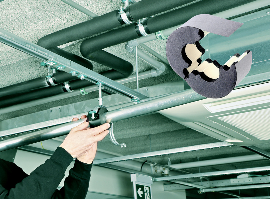 Bild 2: Kälteschellen verhindern Wärmebrücken und ­vermeiden Rohrkorrosion. Darüber hinaus gibt es Kälterohrträger, die im&nbsp;Brandfall eine hohe Flammwidrigkeit und geringe Rauchentwicklung aufweisen.