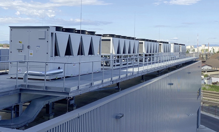 Zentrale R290-Kaltwassererzeuger mit Freikühlmodulen