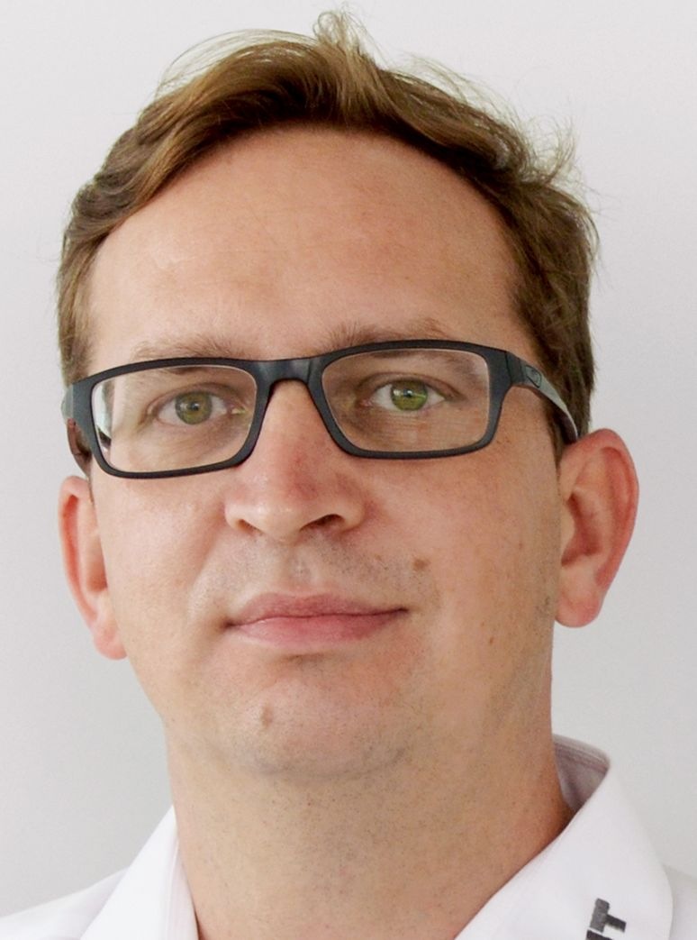 Immanuel Tappert ist in Dresden für die Kundenberatung und den Vertrieb zuständig.