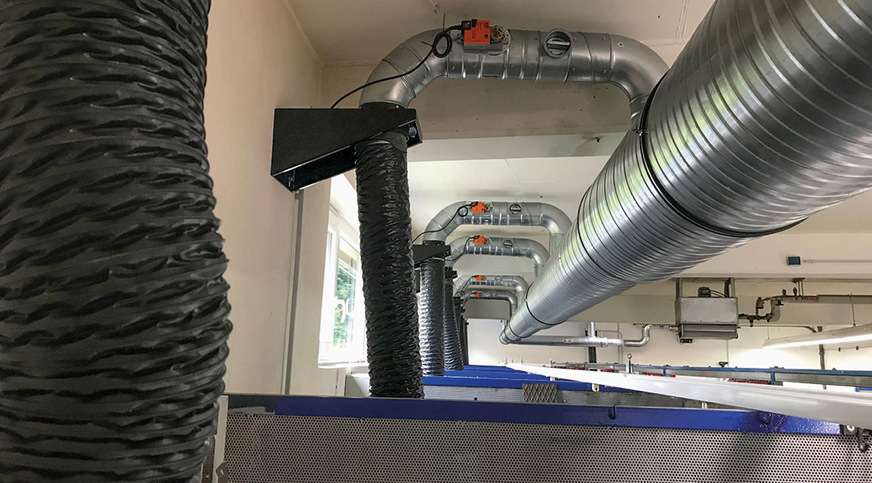 Aufgrund der geringen Raumhöhe erforderte die Verlegung des Rohrleitungssystems eine besondere Leitungsführung.