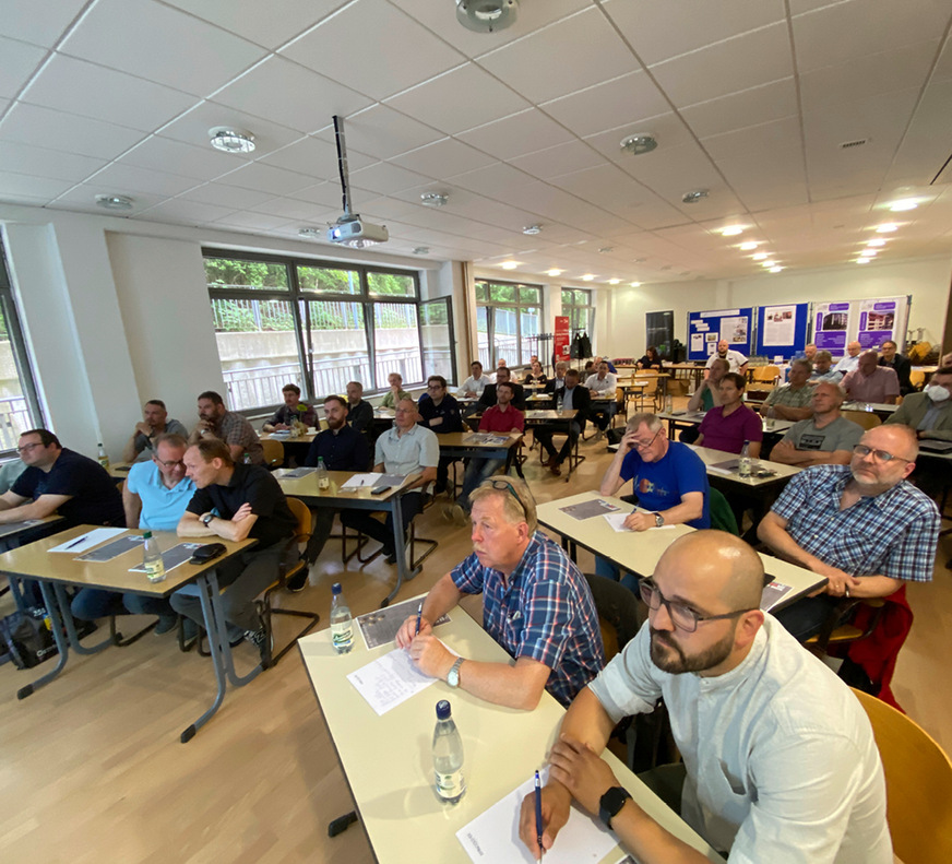 Rund 30 Lehrer und Dozenten wurden mit neuesten Informationen versorgt.