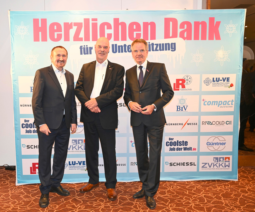 Sie waren beim Festakt dabei (v.l.): MdB Manfred Todtenhausen (FDP), Heribert Baumeister (Bundesinnungsmeister BIV), Andreas Ehlert (Präsident Handwerkskammer Düsseldorf).
