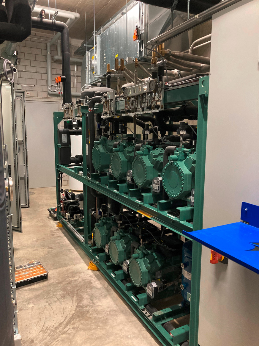 Ein CO2-Verbundsatz sorgt für die optimale Kühlung des Saatguts sowie für die Klimatisierung der Büroräume.