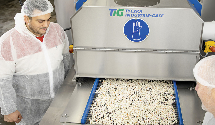 Die frisch produzierten Mantis gehen in den ­Froster. Nach dem Frosten sind sie bei mindestens – 18 °C tiefgefroren.