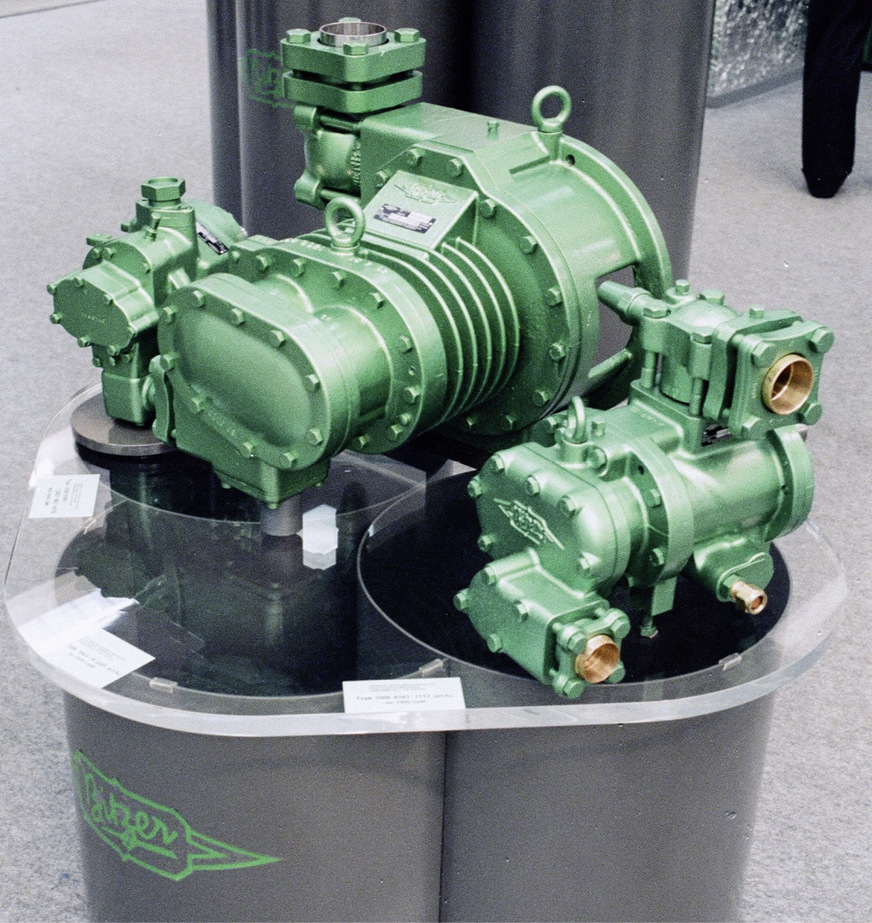 Bild 2: Auf der IKK-Messe in Nürnberg 1983 waren drei verschiedene offene Schraubenverdichter zu sehen, nämlich die Typen (v. li.) OS 31, OS 70 und OS 53.