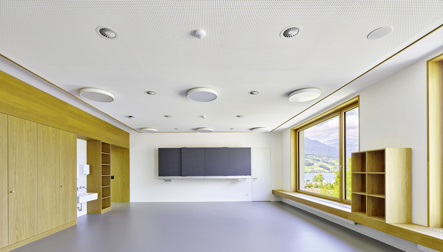 Für ein konzentriertes Arbeiten und Lernen und auch um eine mögliche virenbelastete ­Aerosolkonzentration zu vermeiden, versorgt das BTA-Lüftungssystem Concretcool von Kiefer Klimatechnik alle Räume mit Frischluft und einem angenehmen Raumklima.