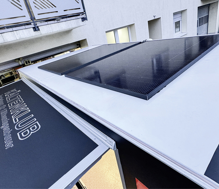 Auch unsere PV-Anlage im Anhänger funktioniert wieder dank neuer PV-Module.