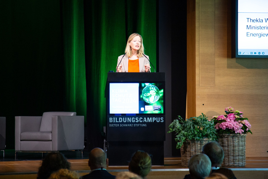 Ministerin Thekla Walker