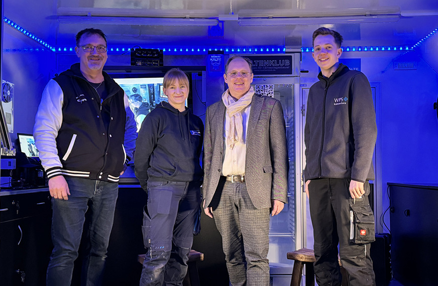 3 Besuch bei WPS, einem Fachbetrieb in Schenefeld. V.l.: Der Rehfeld, Milena Kurths, Bundesinnungsmeister Björn Sielaff und Azubi Marc Stoll.