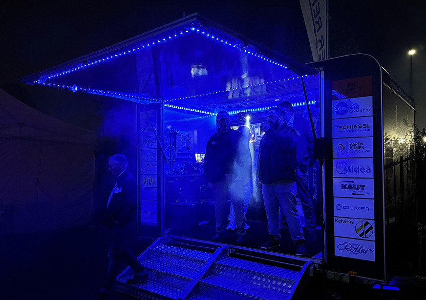 16 Man kennt es: So sehen die „Kältischen Partys“ aus.