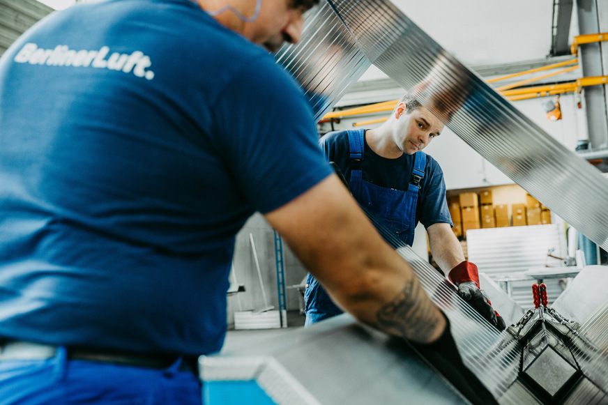 In den nächsten Jahren will die BerlinerLuft. Technik die Zahl der Mitarbeiter in Köln-Dellbrück deutlich erhöhen.