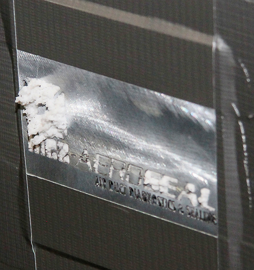 Bis zu einem Durchmesser oder einer Spaltbreite von 15 mm werden Undichtigkeiten bei der Abdichtung mit dem ­Aeroseal-Verfahren nach und nach dauerhaft abgedichet.