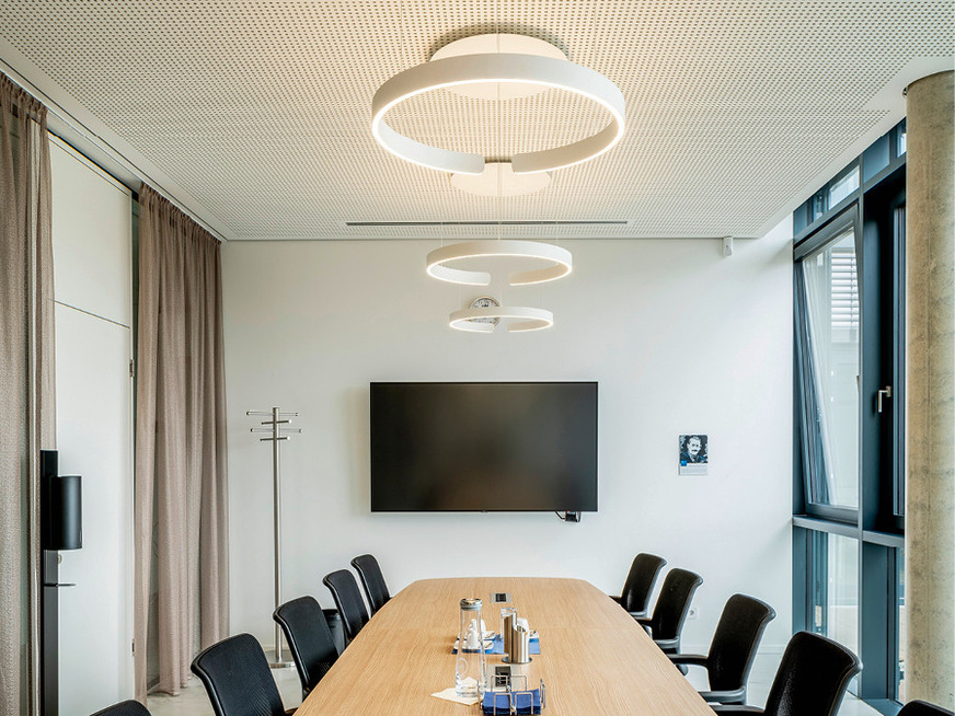 Die Beheizung und Kühlung der Bürotrakte sollte so nachhaltig und energieeffizient wie möglich geschehen.