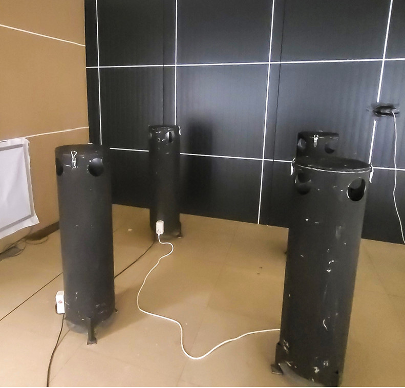 Für die Prüfstrecke wurde ein Musterraum mit Induquell DIV-Auslassmuster in Sonderbauform sowie Simulationen zu Personen- und Maschinenlasten gebaut.