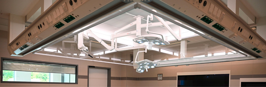 Die TAV-Decken über der OP-Schutzzone bewirken eine hohe hygienische Sicherheit. Die Gebäudeautomation übernimmt die Regelung und Überwachung der Klimatisierung.