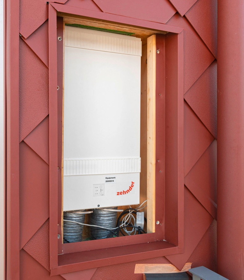 Mithilfe von CO2- und Feuchte-Sensoren arbeiten die Komfort-Lüftungsgeräte bedarfsgerecht und vollautomatisch.