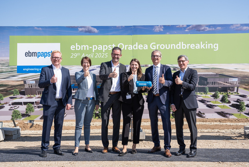 Der offizielle Spatenstich für den neuen Standort fand am 29. Aprilmit unternehmensinternen Vertretern, lokalen Politikern und Medien statt.Von links nach rechts: Raymond Engelbrecht (CTrO ebm-papst Gruppe),Dr. Sonja Fleischer (CHRO ebm-papst Gruppe), Frank Mayer (COO ebmpapst Gruppe & CEO Air Technology Europe), Delia Ungur(Geschäftsführerin ebm-papst Rumänien), Ralf Sturm (Gesellschafter ebmpapst Gruppe), Dr. Klaus Geißdörfer (CEO ebm-papst Gruppe).