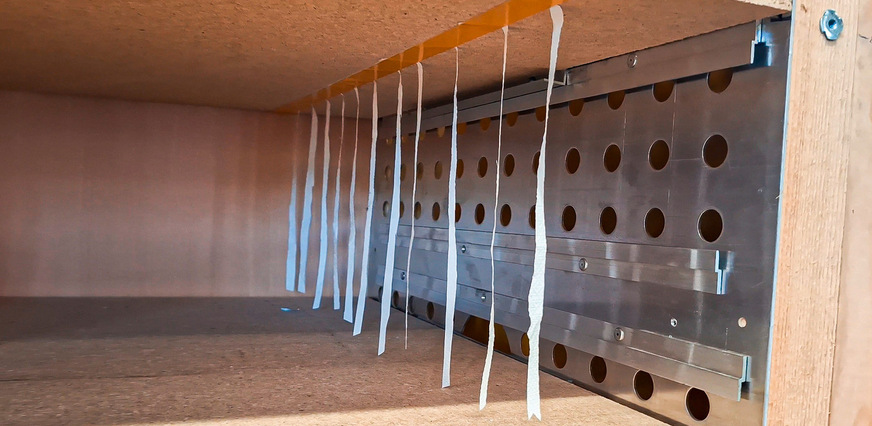 Bild 2: Ein Sushikühlschrank hat spezielle Anforderungen an die Luftverteilung. Dafür hat AKÜ extra einen Versuchsaufbau hergestellt.