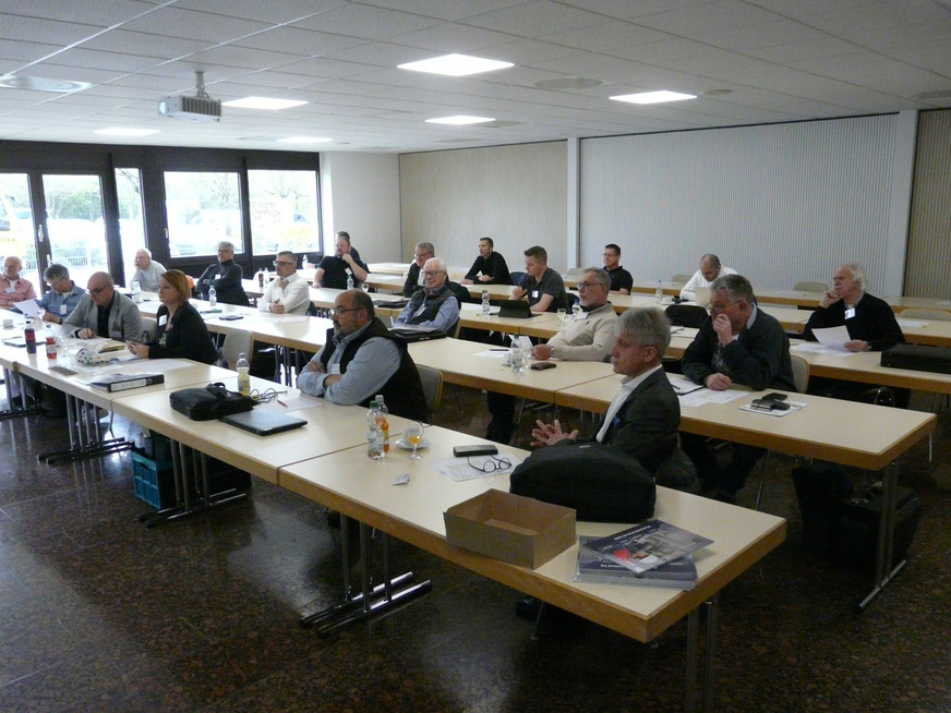 Teilnehmer der Sachverständigenfortbildung des DSR-KKW in Maintal