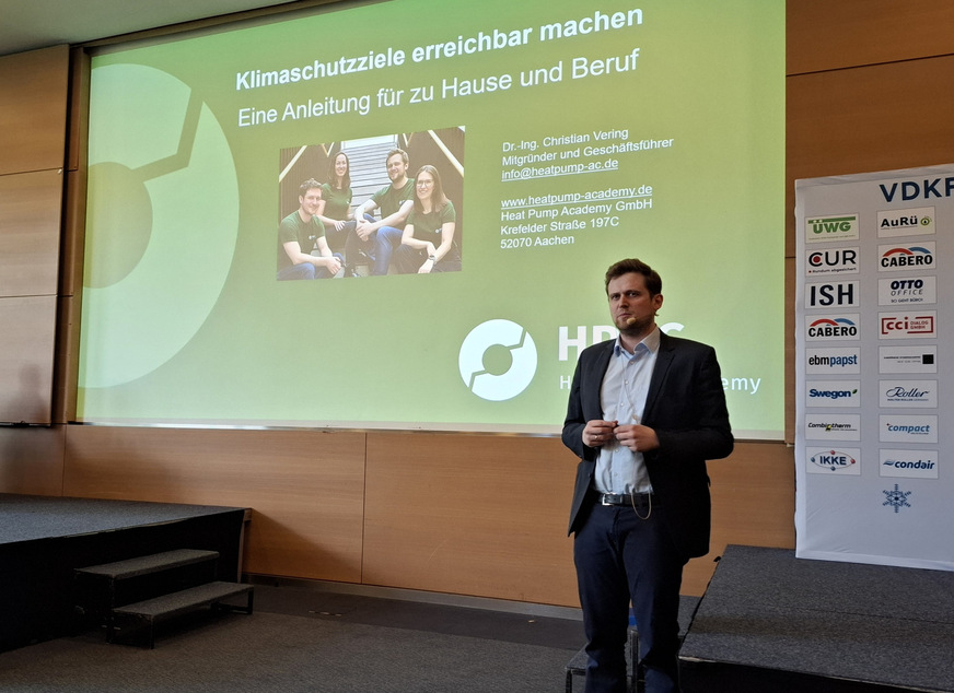 Dr.-Ing. Christian Vering mit seinem Vortrag 