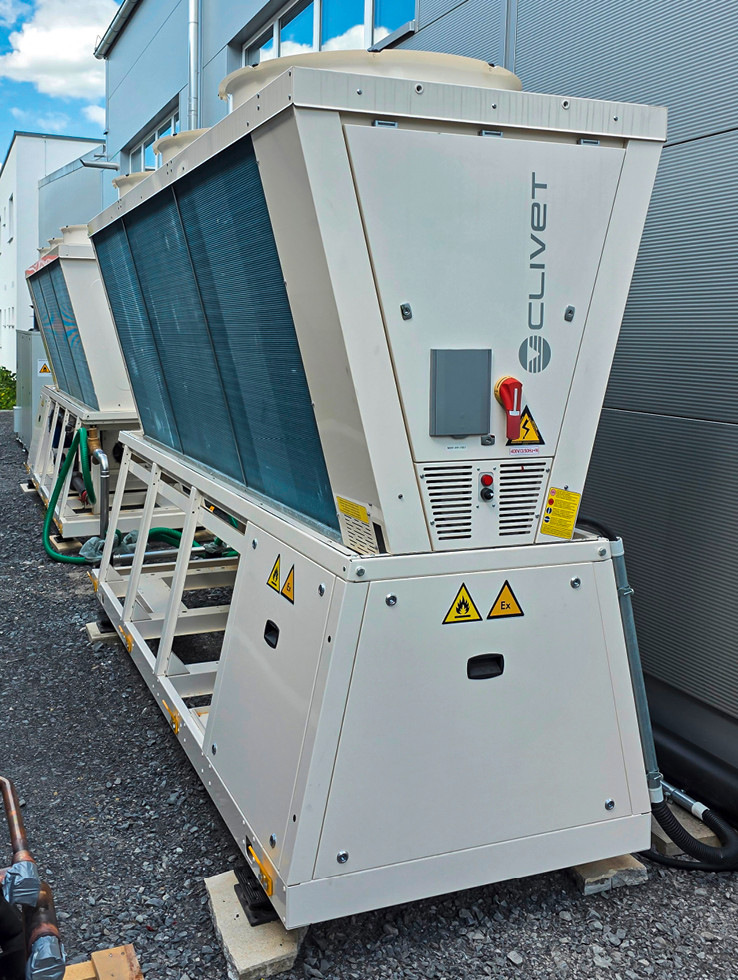 Luft-Wasser-Wärmepumpe „Thunder“: 150 kW zum Heizen, Kühlen, Warmwasser bereiten