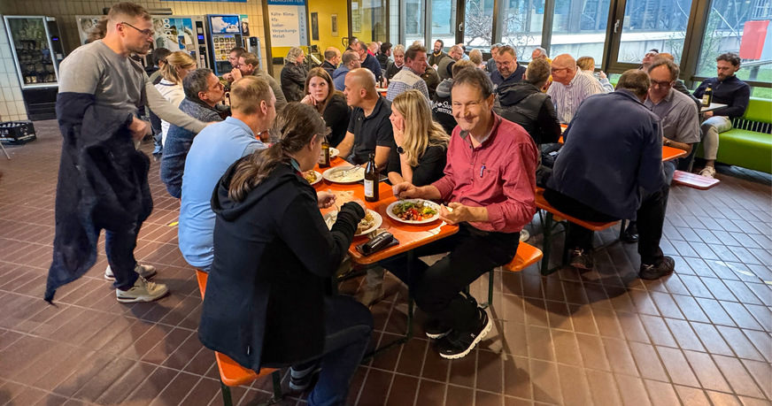 Den ersten Abend verbrachten wir beim Grillen am BSZ Lindau. Günter Köhler hat vor Ort alles wunderbar organisiert.