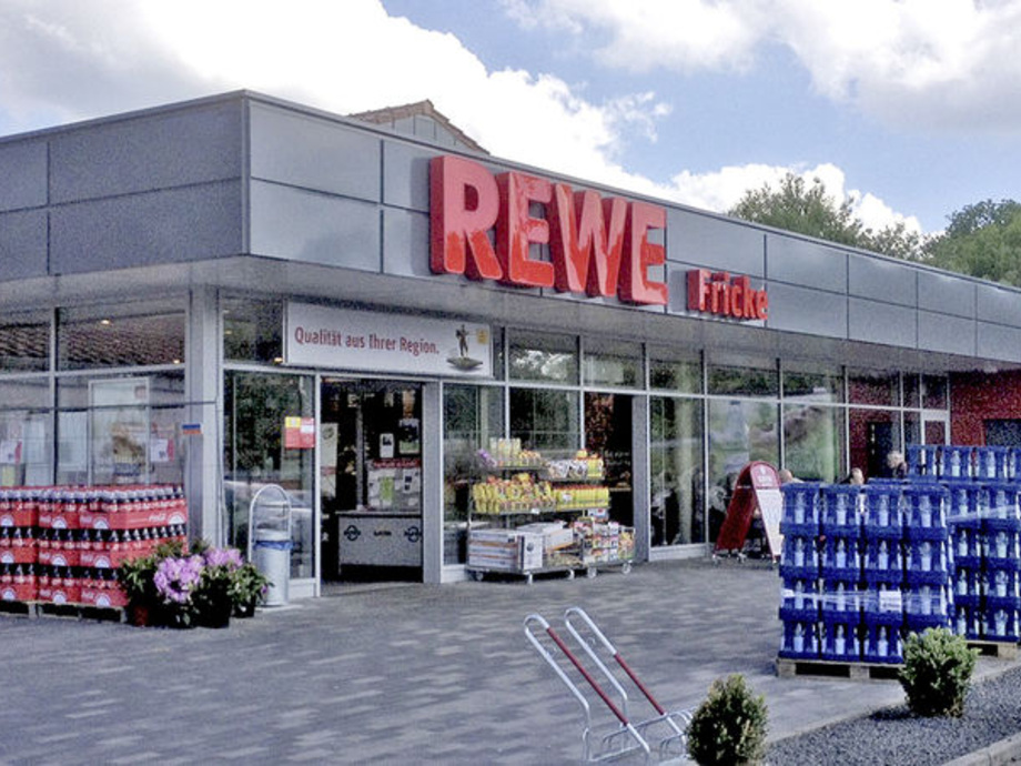 Rewe-Markt in Homberg (Ohm) erhielt E*LDS-Regelungssystem von Eckelmann -  Intelligente Heigasabtauung spart Energie