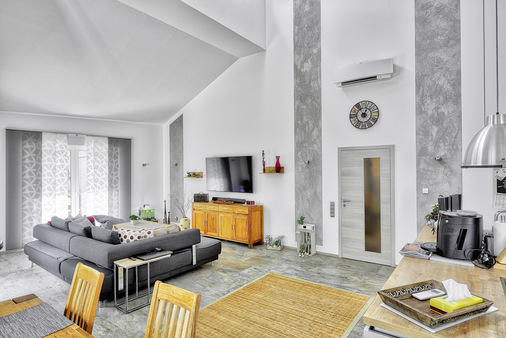 Das Innengerät Emura erledigt die Klimatisierung der einzelnen Räume. 