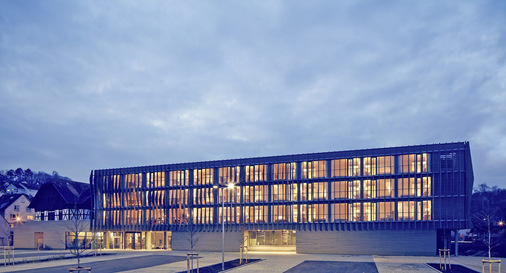 Das Klingenstein ist Hotel, Wirtshaus und Brauerei und steht in Klingenstein, einem Ortsteil der Stadt Blaustein. 