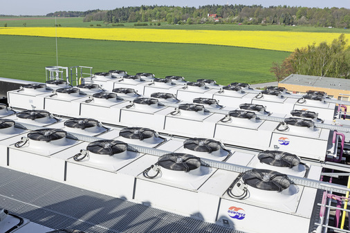 Die Flat Vario Verflüssiger vom Typ AGVH mit je