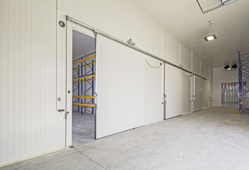 Roma Kühl- und Tiefkühlzellen mit elektrisch betriebenen Schiebetüren 