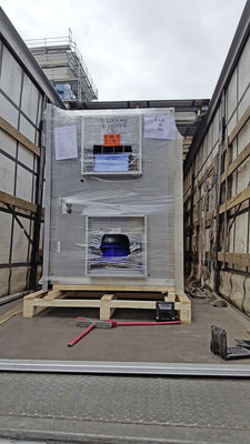 Laut Hygieneverordnung müssen Geräte zur Be- und Entlüftung in Folie verpackt geliefert werden.