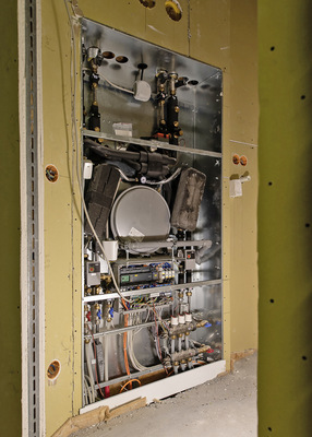 Die eigens für das Projekt entwickelten Wohnungsstationen verfügen über dynamische Differenzdruckregler, die optimale Druckverhältnisse in den Heizkreisen sicherstellen.