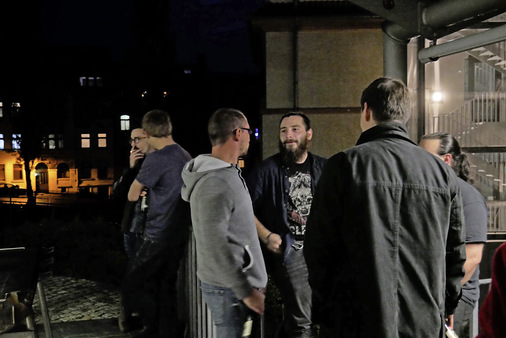 Bis in die Nacht wurde geredet.