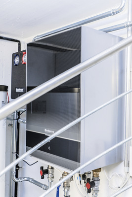 Luft-Wasser-Wärmepumpe Logatherm WLW196i AR von Buderus.