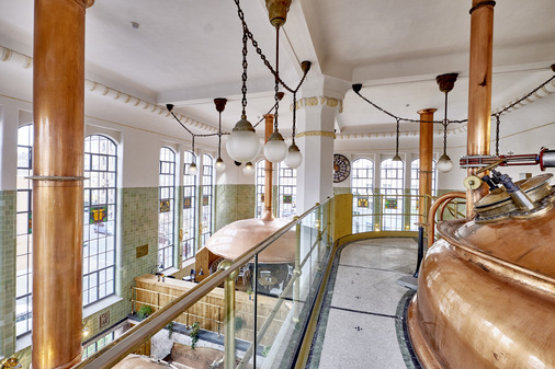 Die historischen Kupferkessel bestimmten das Ambiente der Brauereigaststätte. - © Bild: Ingo Jensen/Viessmann

