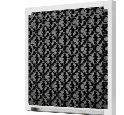 Die Basismodule sind 30 mm hohe, vormontierte Platten, die mit einem Wärmeübertrager, Flachkanal-Anschlusselementen (beidseitig), Eindicht- und Eckprofilen sowie einem Luftauslasskasten ausgestattet sind.