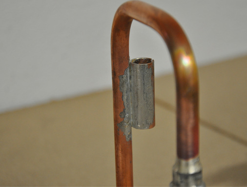 Weichgelötete Fühlertasche an der Sauggasleitung für die Fühlerpatrone des thermostatischen Expansionsventils