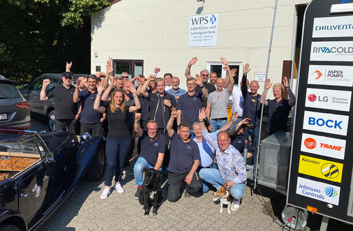 Die starke Truppe mit vielen Gästen bei WPS in Hamburg.